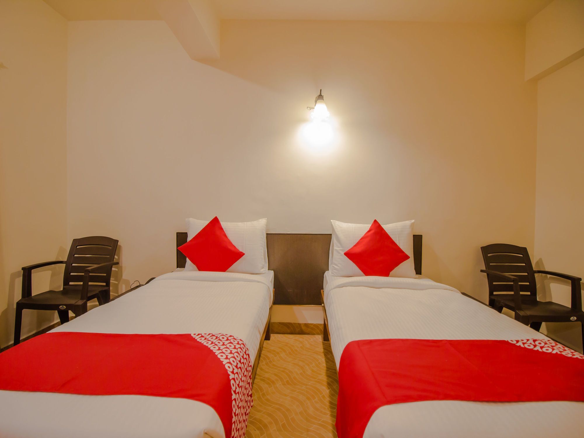 Oyo Flagship 13853 Shruti Resort 卡兰古特 外观 照片