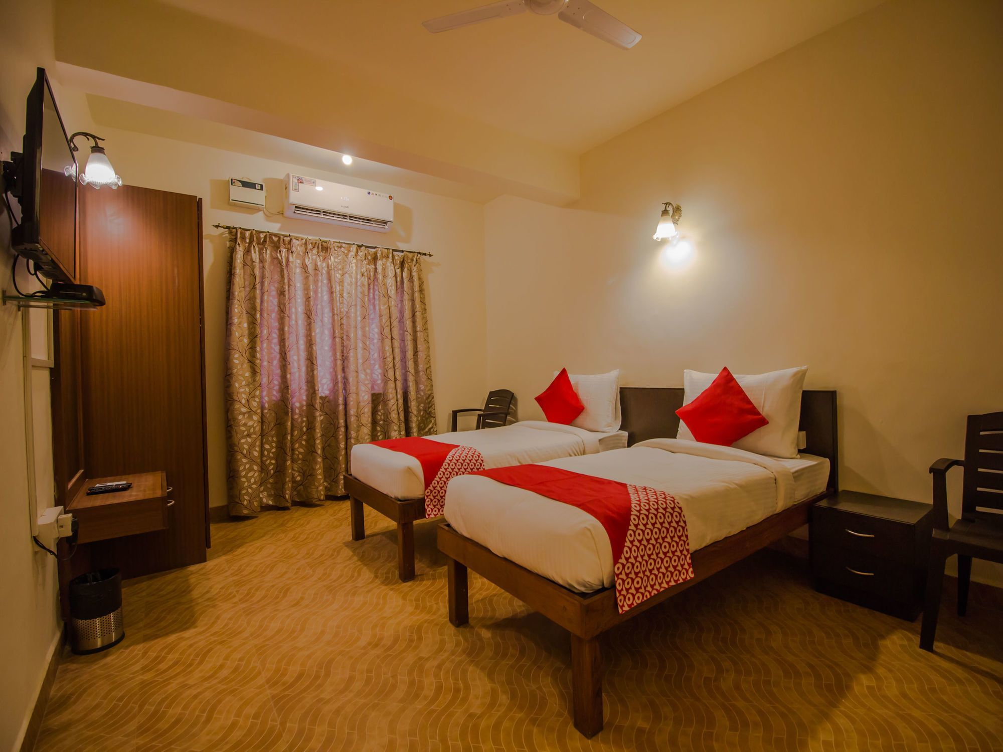 Oyo Flagship 13853 Shruti Resort 卡兰古特 外观 照片